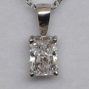 1CT certificated lab grown emerald cut diamond set in a platinum pendant with a 9ct white gold chain (A8)